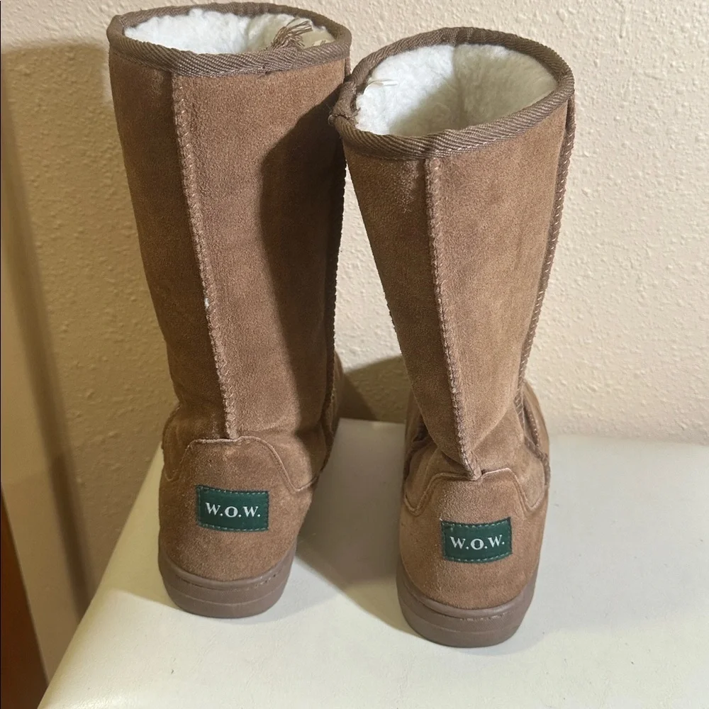 W.O.W. Fur/Suede boots Size 8